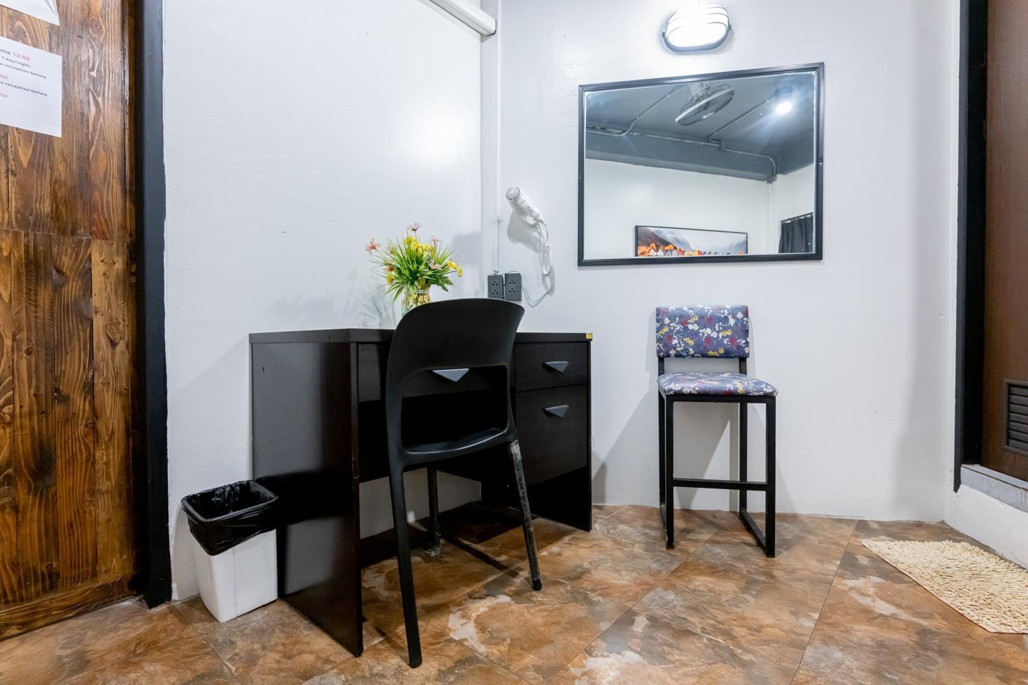 Vibes Hostel Μπανγκόκ Εξωτερικό φωτογραφία