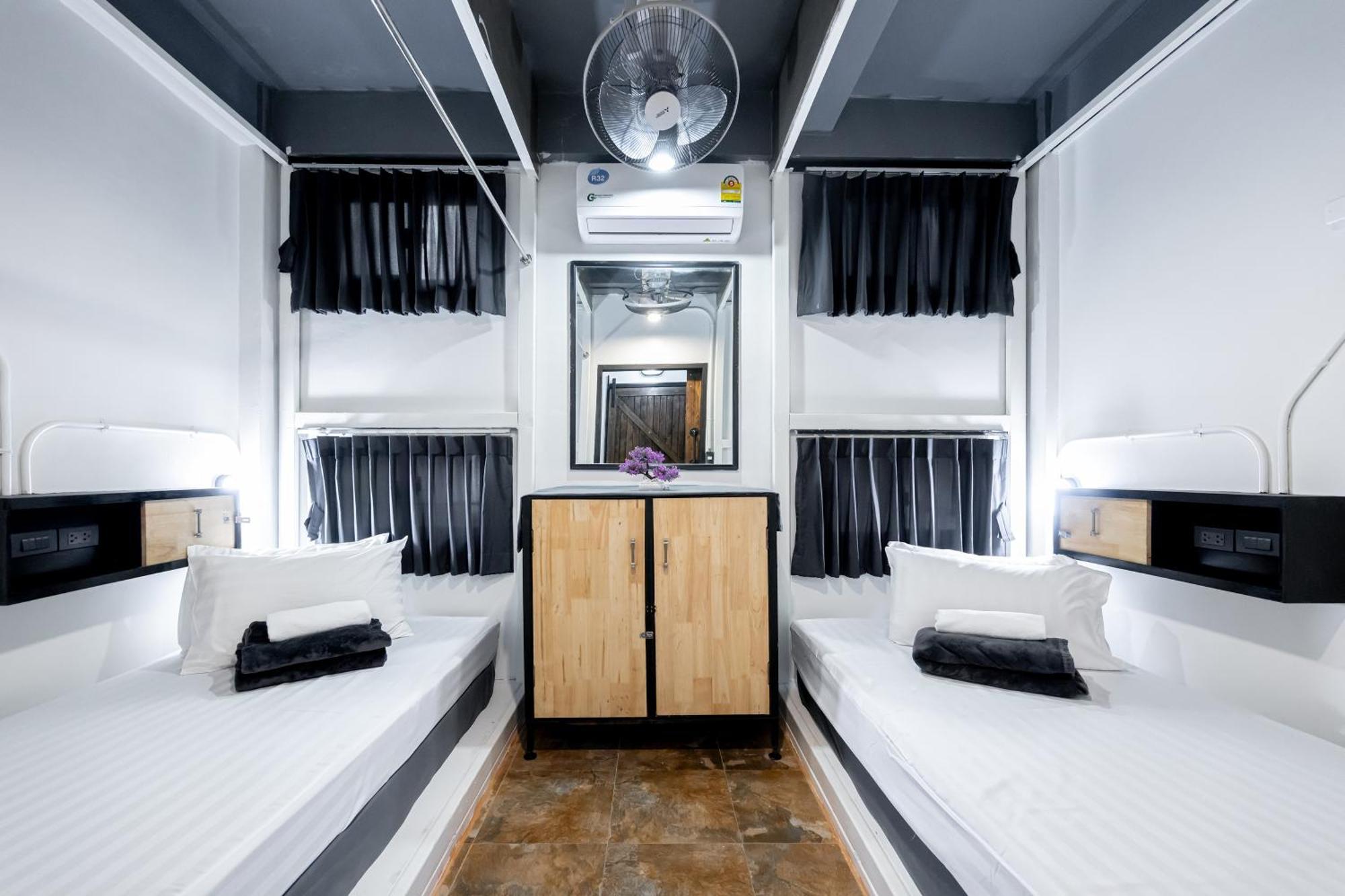 Vibes Hostel Μπανγκόκ Εξωτερικό φωτογραφία