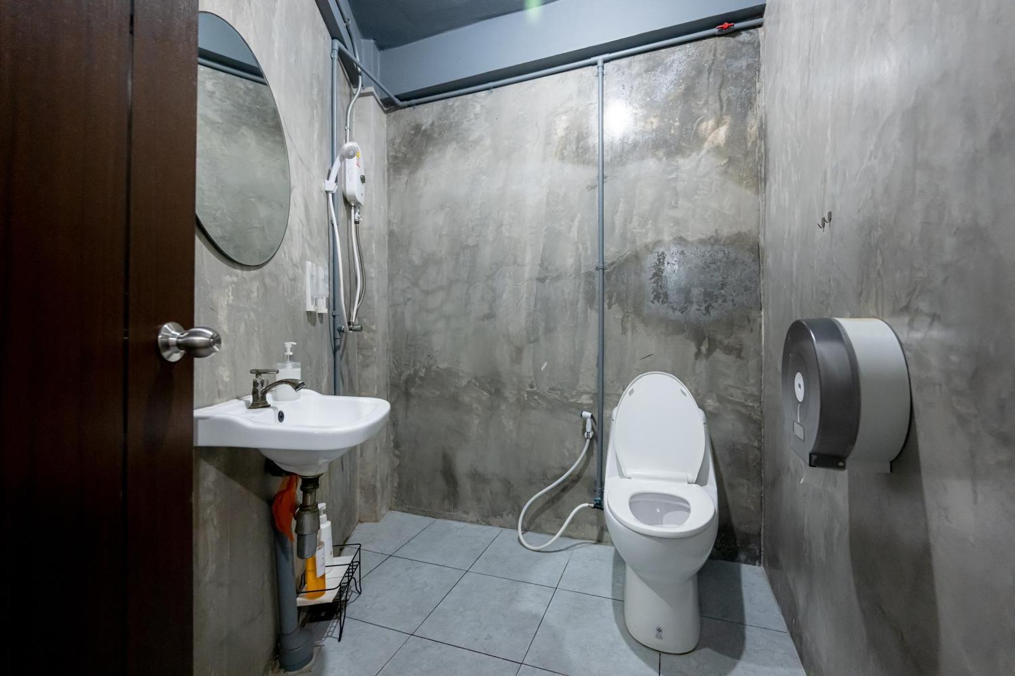 Vibes Hostel Μπανγκόκ Εξωτερικό φωτογραφία