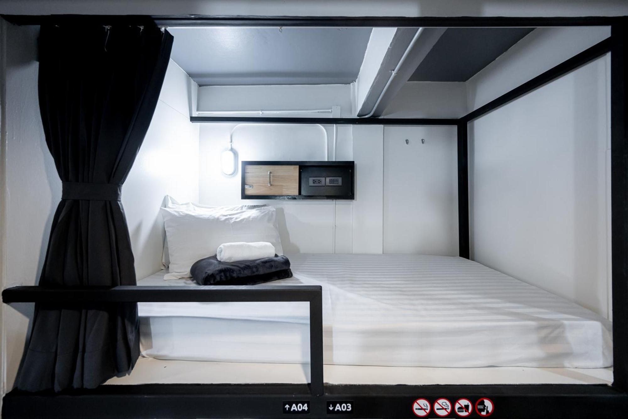 Vibes Hostel Μπανγκόκ Εξωτερικό φωτογραφία