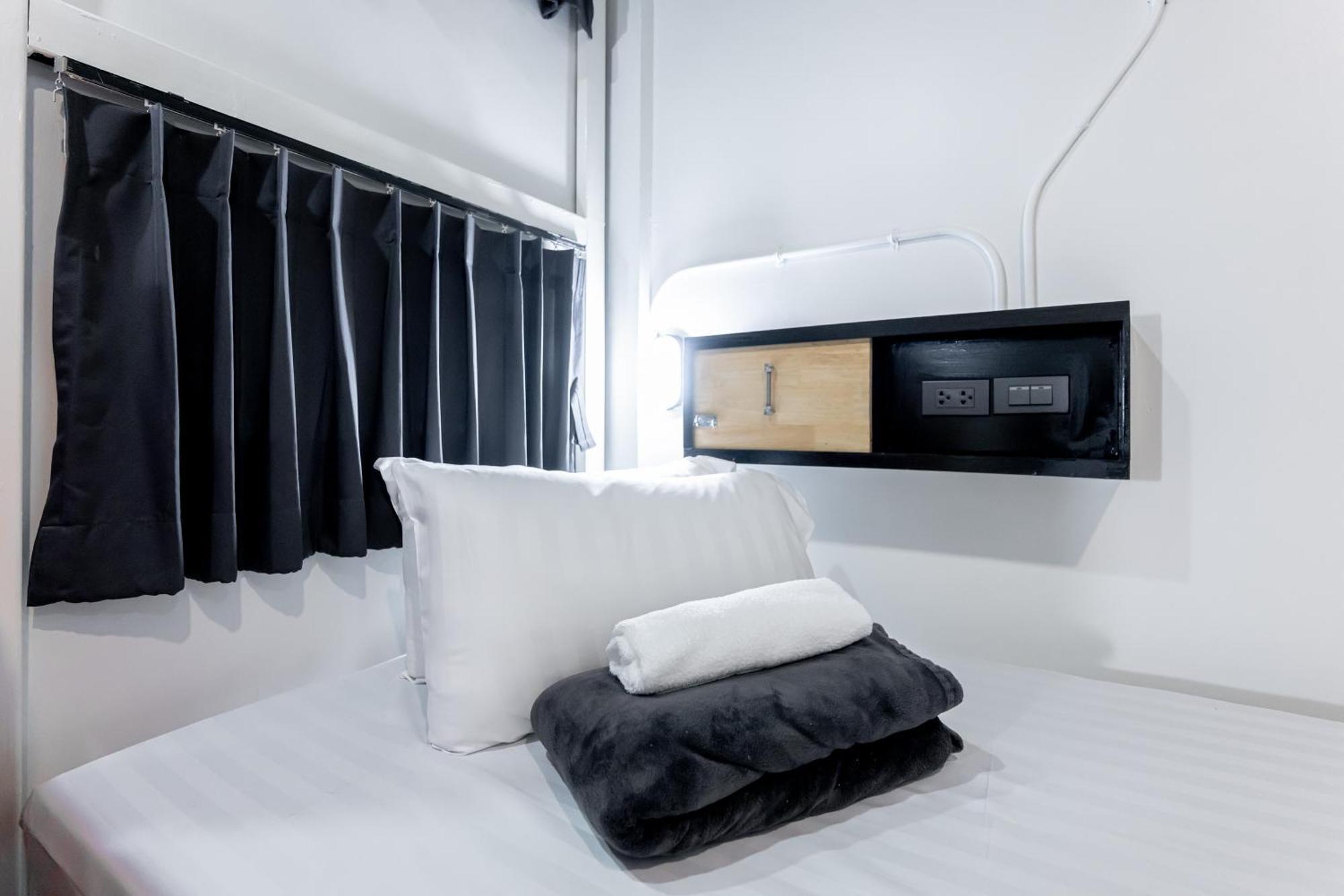 Vibes Hostel Μπανγκόκ Εξωτερικό φωτογραφία