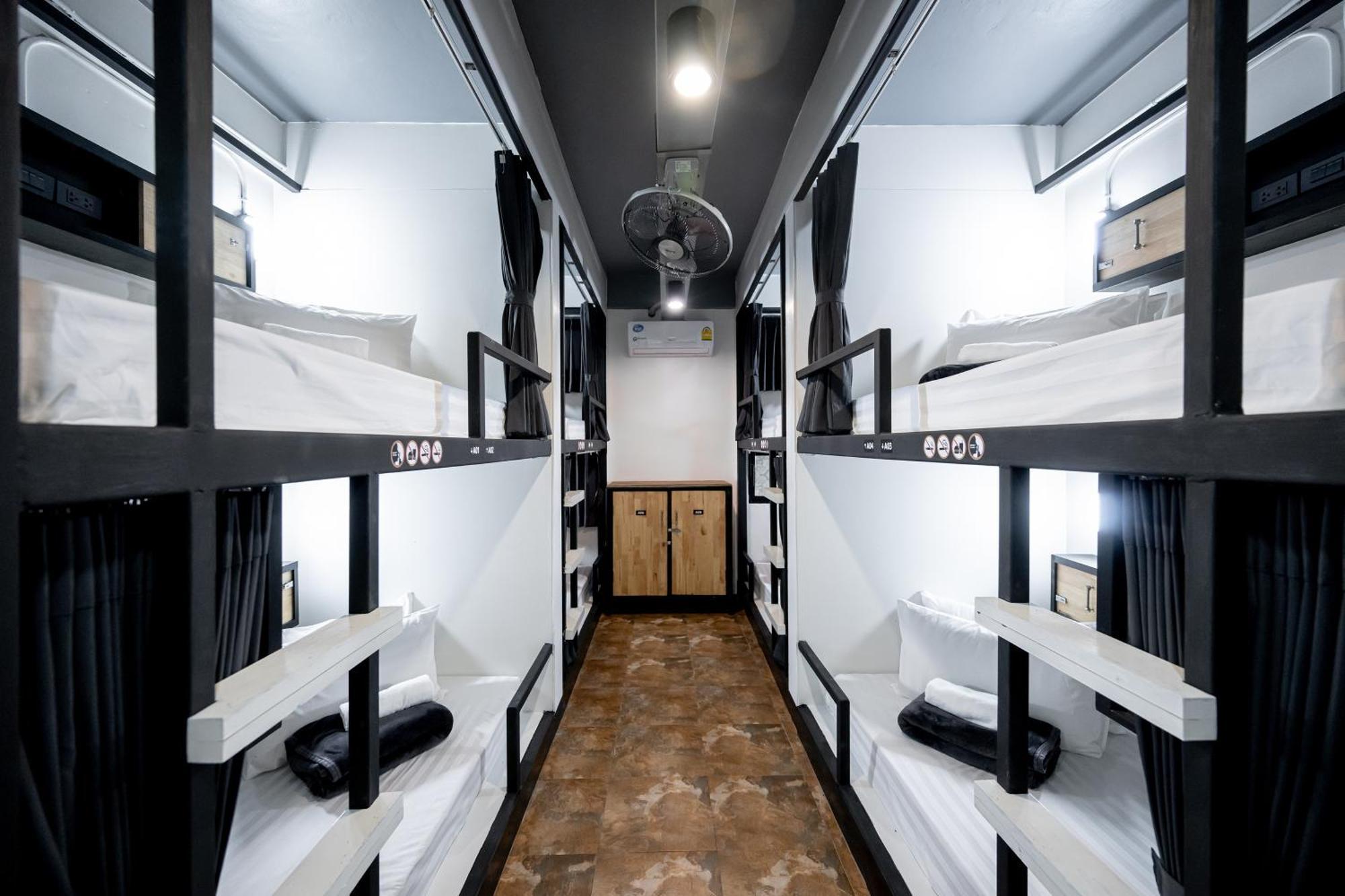 Vibes Hostel Μπανγκόκ Εξωτερικό φωτογραφία